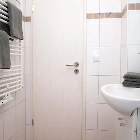 Appartement Metropol 8 *